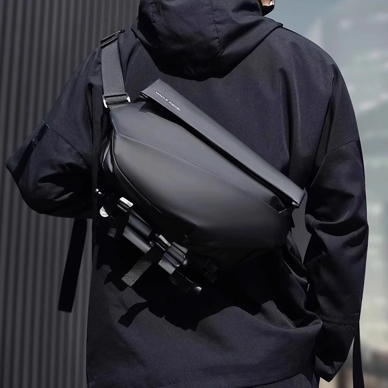 Trendy Men's Commuter Chest Ba - Waterproof Cycling Commute บทวิจารณ์และราคา